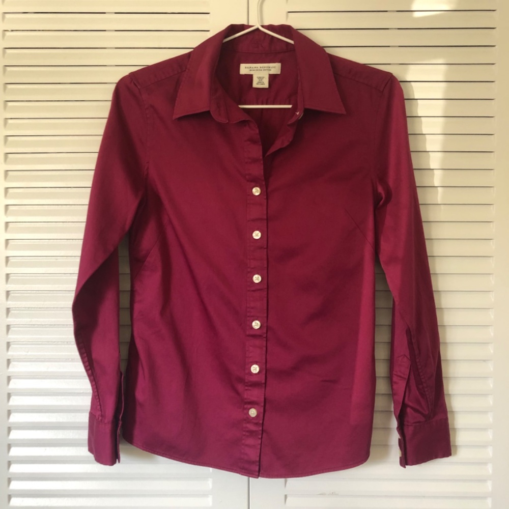Banana Republic Non-Iron Shirt - Collared Button Front - Cranberry Brick Red- XS